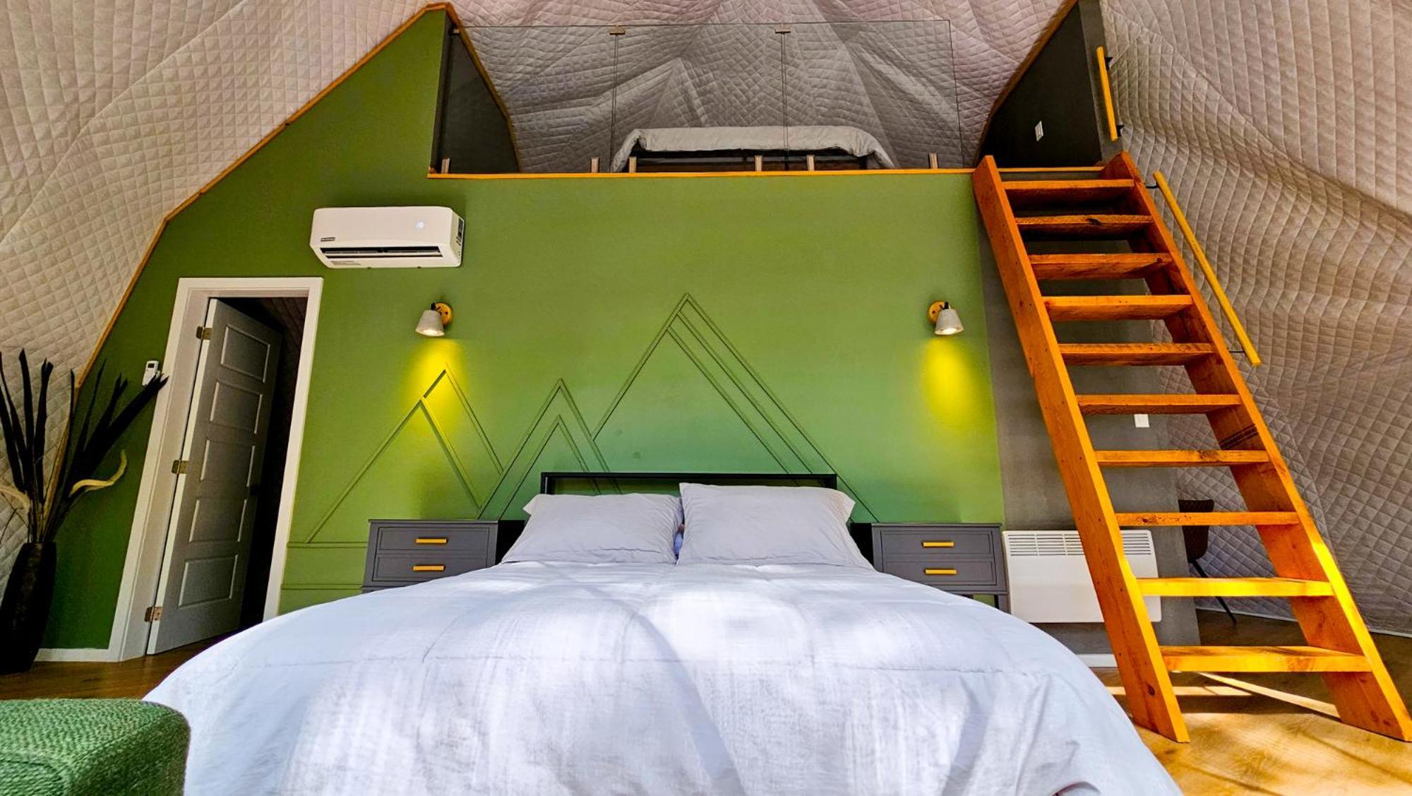 Вилла Dome Le Montagnard Brownsburg Экстерьер фото